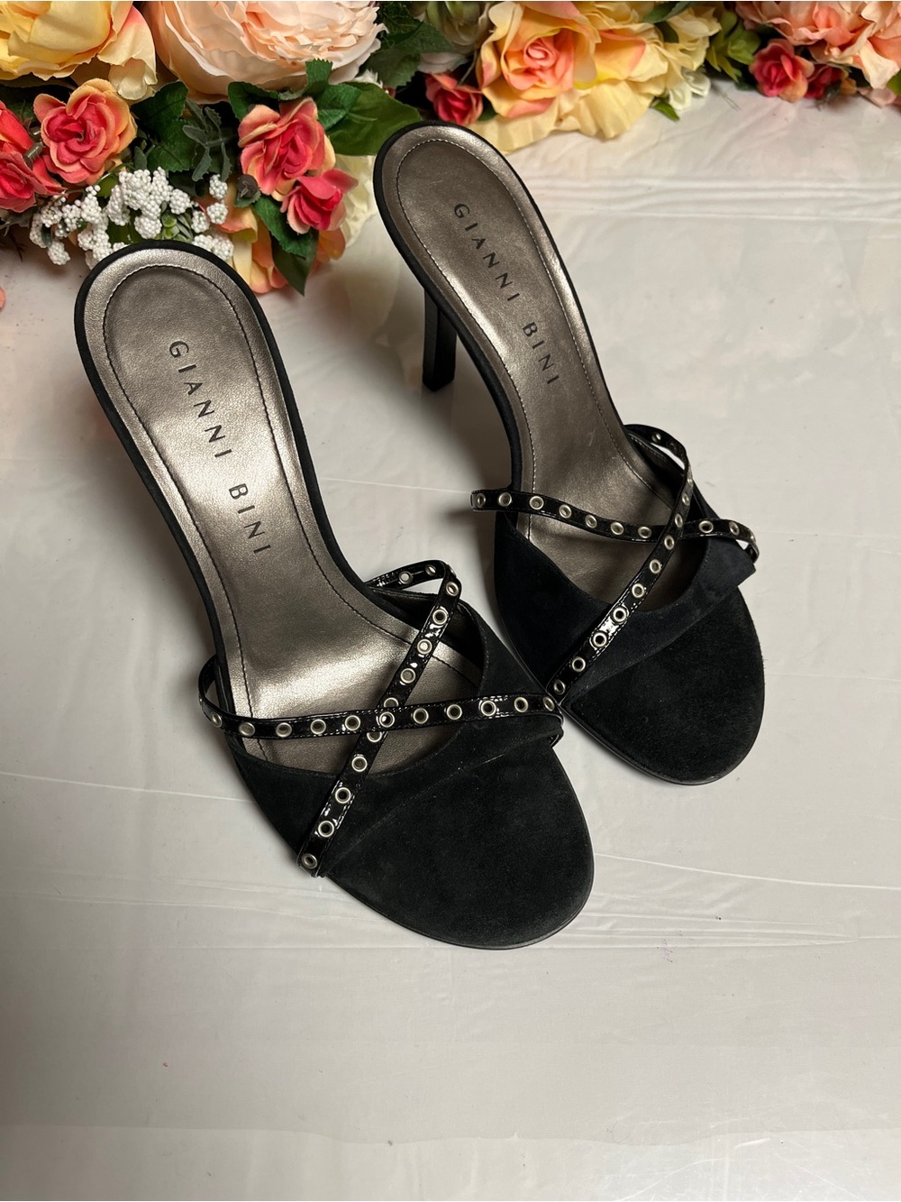Gianni Bini Black Suede Studded Strappy Mule Heels Silver Grommets Open Toe 9M